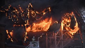 Obří požár v rozestavěném vodním zábavním parku ve švédském Göteborgu (12.2.2024)