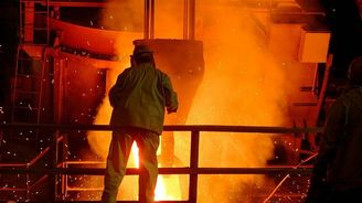 Zpomalující čínská ekonomika prohlubuje ztráty místního ocelářství