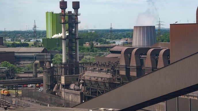 Ocelárna, výroba oceli, Stahlwerk von ThyssenKrupp.