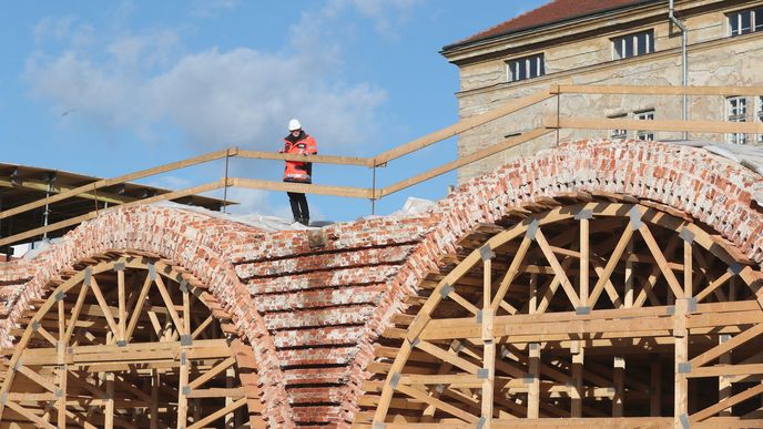 Rekonstrukce Negrelliho viaduktu.