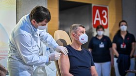 Andrej Babiš se nechal očkovat 27. prosince 2020.