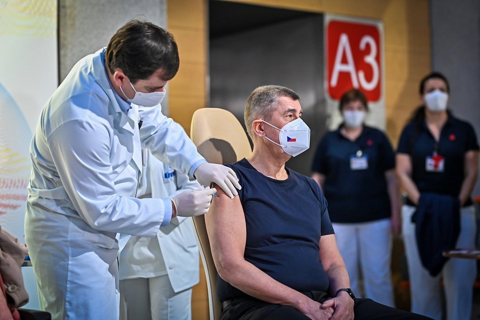 Andrej Babiš se nechal očkovat 27. prosince 2020