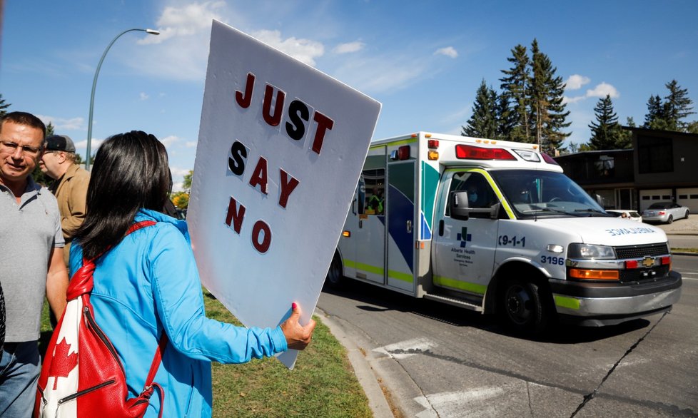 Protesty proti (povinnému) očkování v Kanadě.