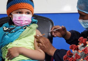 Mezi dětmi se teď koronavirus šíří nejvíc, uvádějí španělští odborníci.