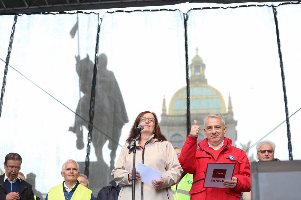 Protest odborářů a jejich příznivců na Václavském náměstí (8.10.2022)