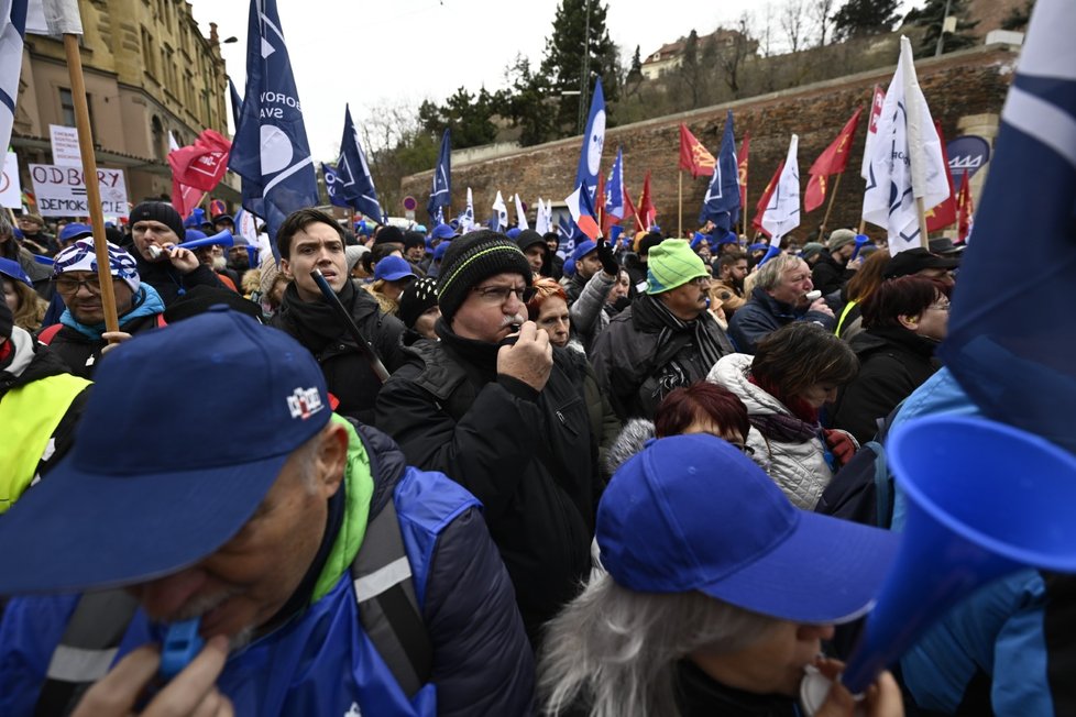 Demonstrace proti důchodové reformě a emisní normě Euro 7 v Praze (29.3.2023)