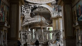 Poškozená katedrála po útoku Rusů v Oděse (23.7.2023)