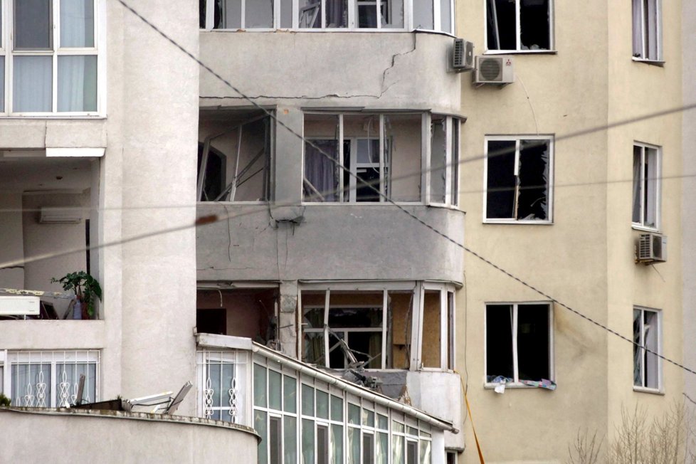 Obytný dům poničený ruskou raketou, Oděsa, 23. 4. 2022.