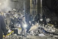 ONLINE: Čtyři mrtví včetně dítěte po ruském útoku na Oděsu. A Petrohradem otřásla exploze