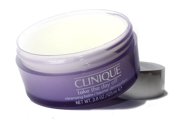 Clinique Take the Day Off Cleansing Balm, 626 Kč, koupíte na www.parfemy-elnino.cz