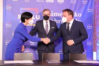 Koalice Spolu podepsala smlouvu. Čím chtějí ODS, TOP 09 a lidovci zaujmout ve volbách?