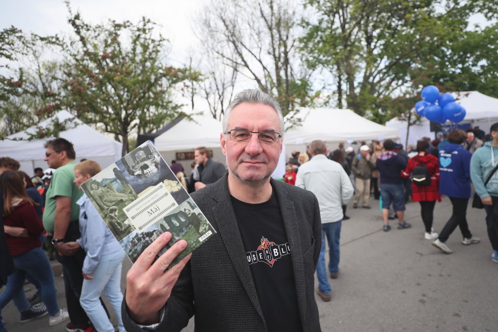 ODS vyrazila na Prvního máje tradičně na Petřín: Jan Zahradil (1.5.2019).