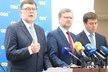 Šéf poslaneckého klubu ODS Stanjura varoval, že hypotéky budou jen pro bohaté. Vpravo Petr Fiala a Jan Skopeček