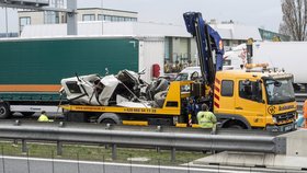 Za odtahovku na dálnici dáte i desítky tisíc navíc. U Ťoka se hájí rychlostí