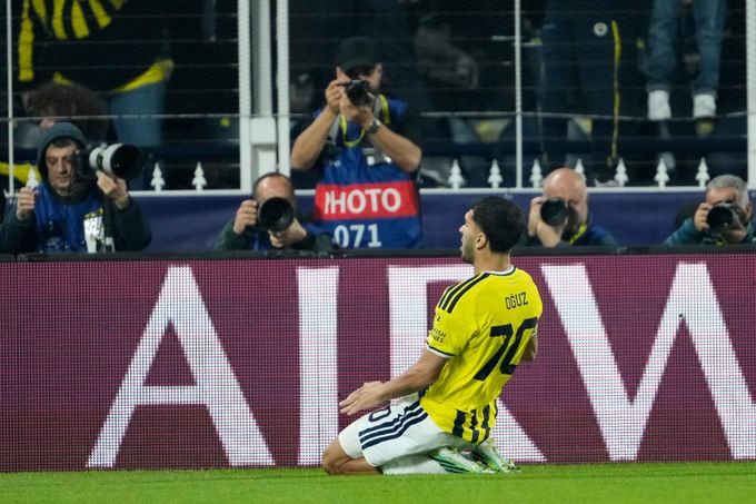ONLINE: Fenerbahce - Slavia 2:0. Sešívaní v šoku. Greenwood zvyšuje vedení domácích ONLINE: Fenerbahce - Slavia 2:0. Sešívaní v šoku. Greenwood zvyšuje vedení domácích