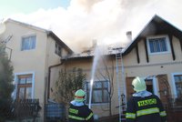 Tragický požár na Nový rok: Řádění ohně nepřežili dva senioři