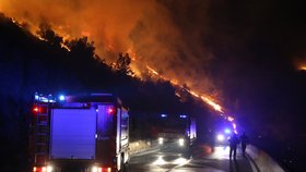 Chorvatsko pokračuje v boji s ohněm, který jej sužuje.