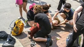 Foto handicapovaného muže napadeného policií obletělo sociální sítě.