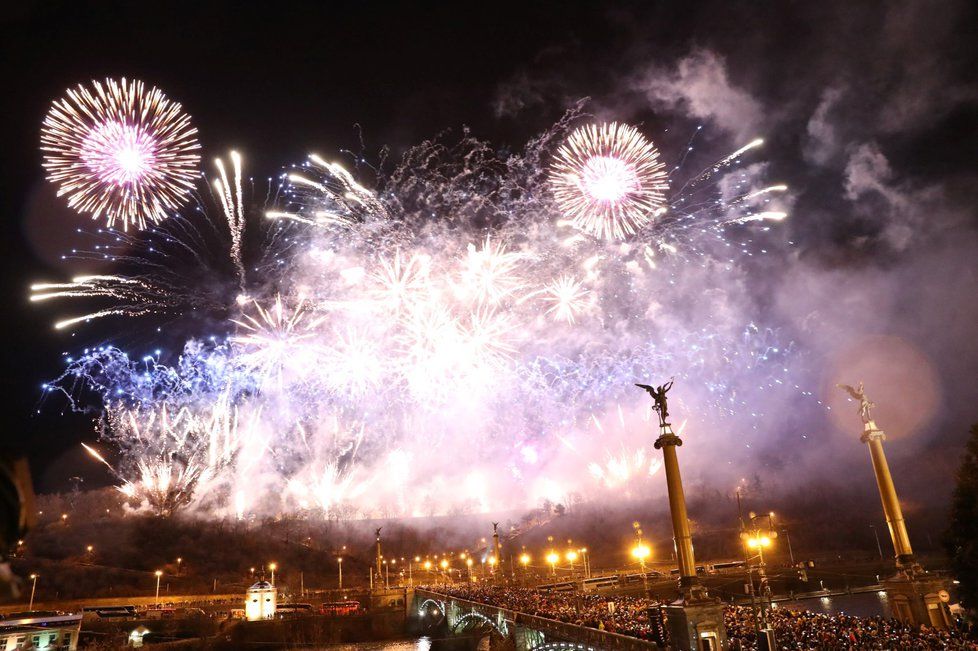 Novoroční ohňostroj v Praze, 1. 1. 2019