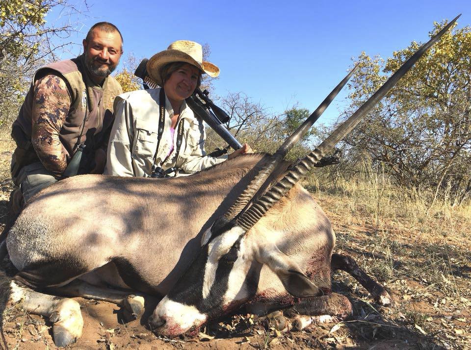 Bývalý ruský chirurg vydělává miliony na lovu ohrožených druhů v Jižní Africe