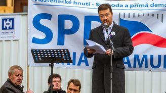 České protiuprchlické strany připomínají bláznivý pytel blech. Na rozdíl od Evropy