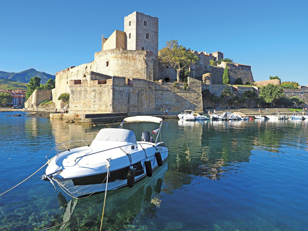 Středověká pevnost v přístavu Collioure