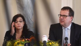 Ministři za ČSSD Mládek a Marksová jednali kvůli situaci v OKD v Karviné s vedením města, odbory i vedením OKD.