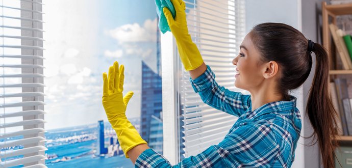 Nablýskaná okna: 6 rad od profíků, jak vyzrát na mytí oken