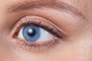 Operace očních víček je nejen estetický, ale i léčebný zákrok. Kdy k ní přistoupit?