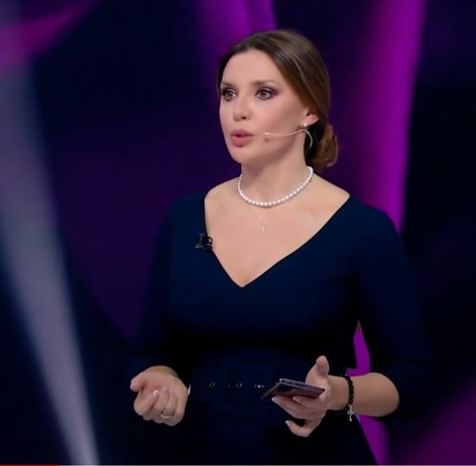 Oksana Marčenková, moderátorka a manželka oligarchy Medvedčuka