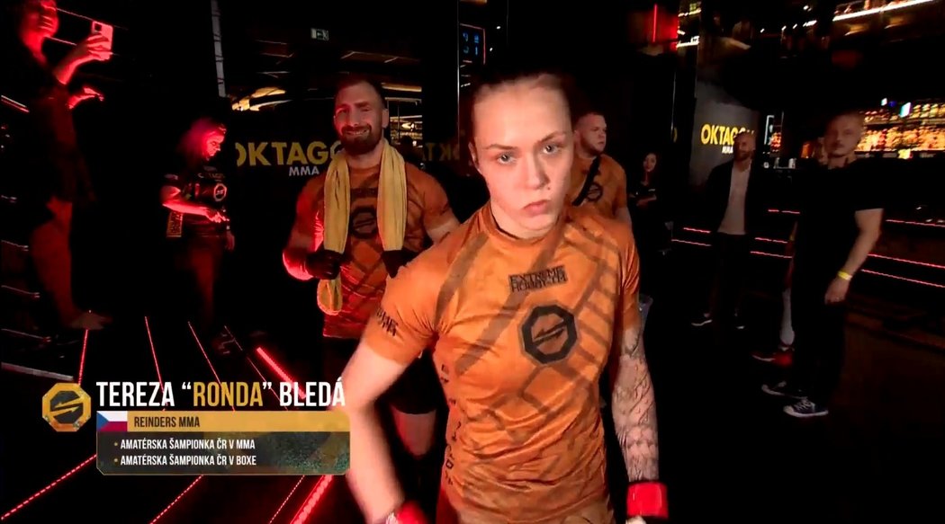 MMA zápasnice Tereza Bledá