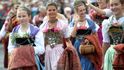 Největší pivní festival světa - Oktoberfest - se letos kvůli koronaviru neuskutečnil. Pravidelně jej v minulých letech navštěvovalo kolem šesti milionů lidí.