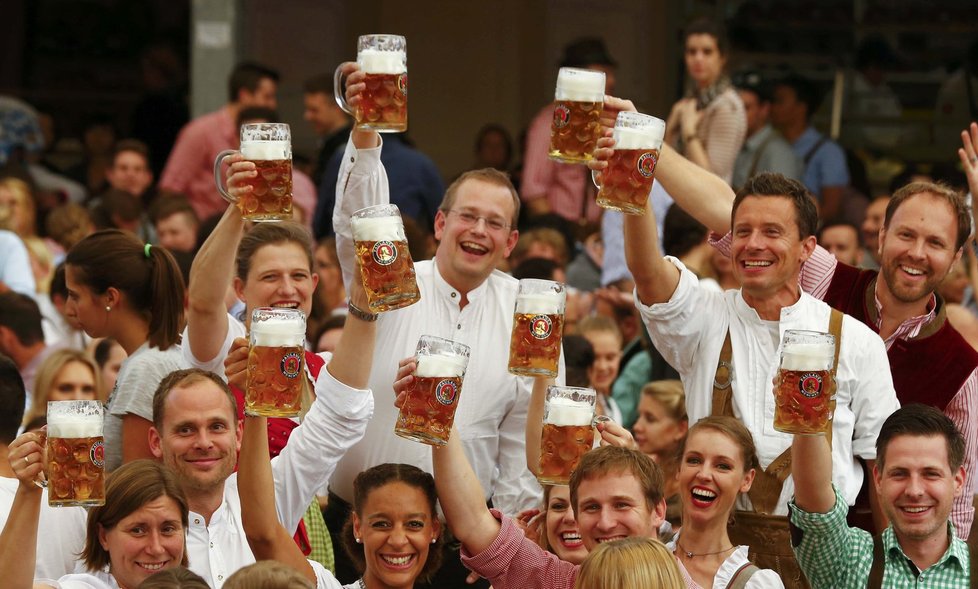 Mnichovský pivní festival Oktoberfest, ročník 2015