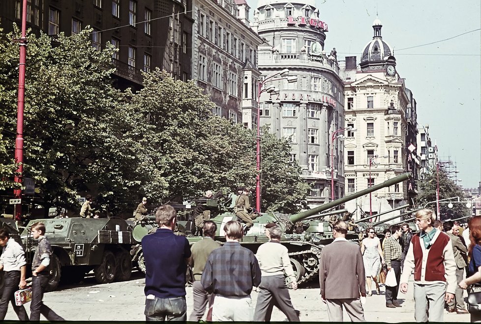 Srpen 1968: Václavské náměstí.