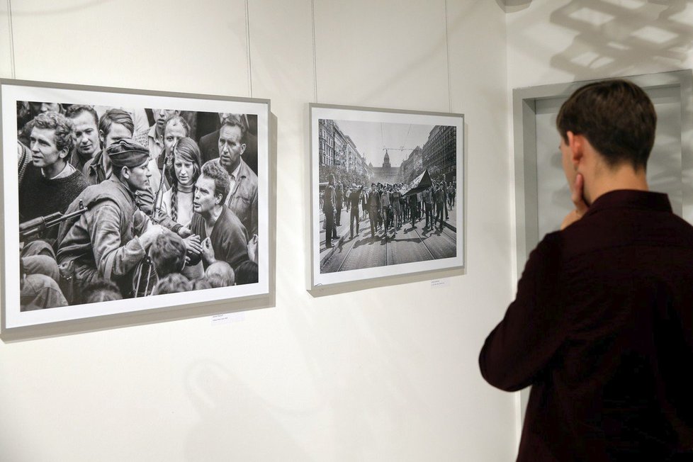Výstava fotografií k událostem roku 1968