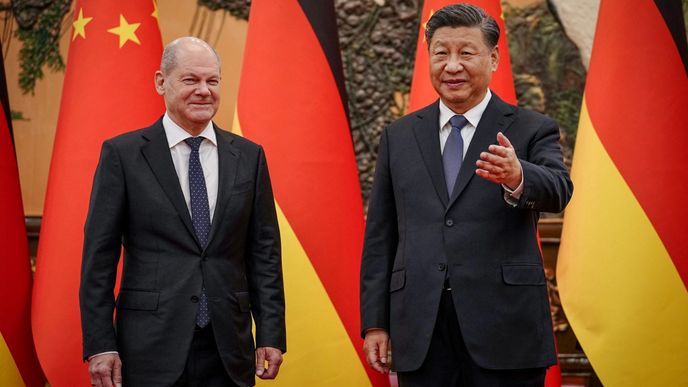Německý kancléř Olaf Scholz na návštěvě Číny.