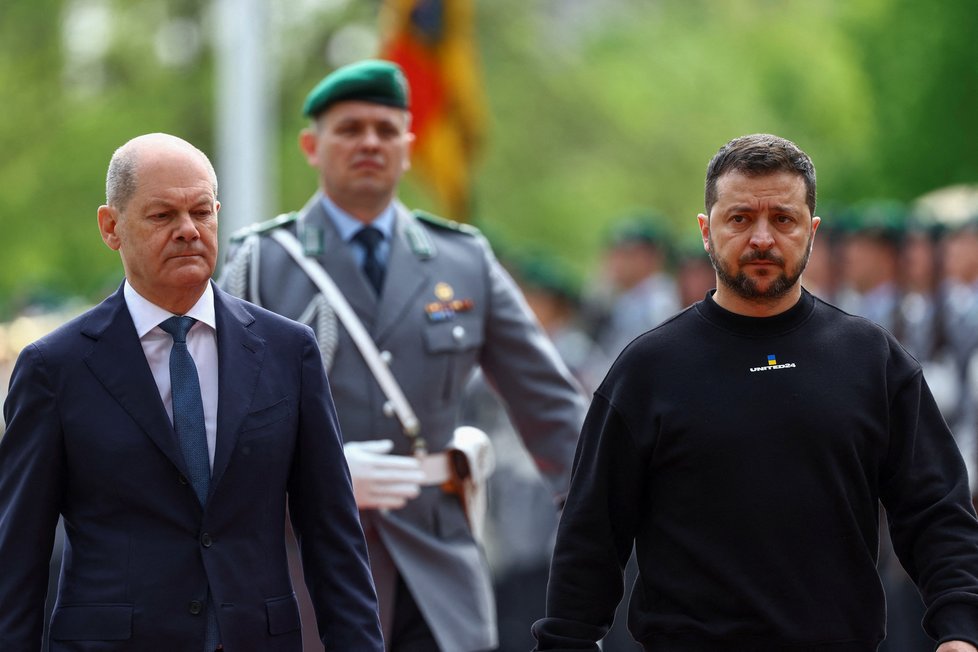 Ukrajinský prezident Volodymyr Zelenskyj se sešel s německým kancléřem Olafem Scholzem (14. 5. 2023)