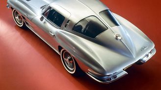 V roce 1963 vznikla druhá generace modelu Chevrolet Corvette Stingray s děleným zadním oknem. V roce 1963 vznikla druhá generace modelu Chevrolet Corvette Stingray s děleným zadním oknem.