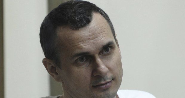 Ukrajinského režiséra odsoudili jako teroristu. Ruský soud mu dal 20 let natvrdo