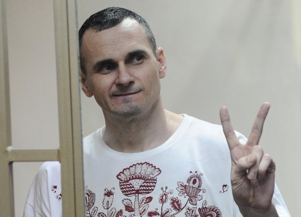 Oleg Sentsov, ukrajinský režisér, který je uvězněný za podezření z terorismu.