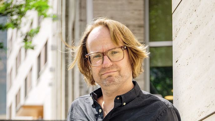 Oleg Vojtíšek: „V jiných oborech by můj věk vadil, v pohřebnictví získávám na důvěryhodnosti.“ Oleg Vojtíšek: „V jiných oborech by můj věk vadil, v pohřebnictví získávám na důvěryhodnosti.“