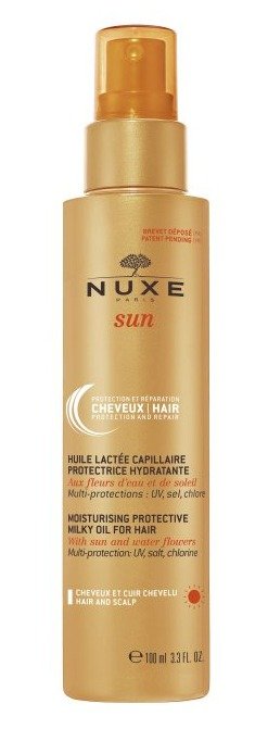 Hydratační mléčný olej na vlasy Nuxe Sun, 360 Kč (100 ml). Šampon po opalování na vlasy a tělo Nuxe Sun, 240 Kč (200 ml). Koupíte na www.nuxe-kosmetika.cz.