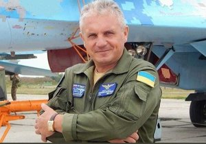 Při bitvě o Kyjev zemřel slavný ukrajinský letec Oleksandr Oksančenko.