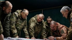 Hlavní velitel ukrajinské armády Oleksandr Syrskyj navštívil Avdijivku a Kupjansk (14.2.2024)