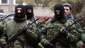 Krym obléhají proruské jednotky.