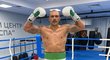 Hvězdný boxer Oleksandr Usyk trénoval v Hradci s fotbalovým týmem Žytomyru