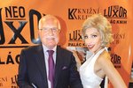 Václav Klause jen tak nějaká blondýna nerozhodí...