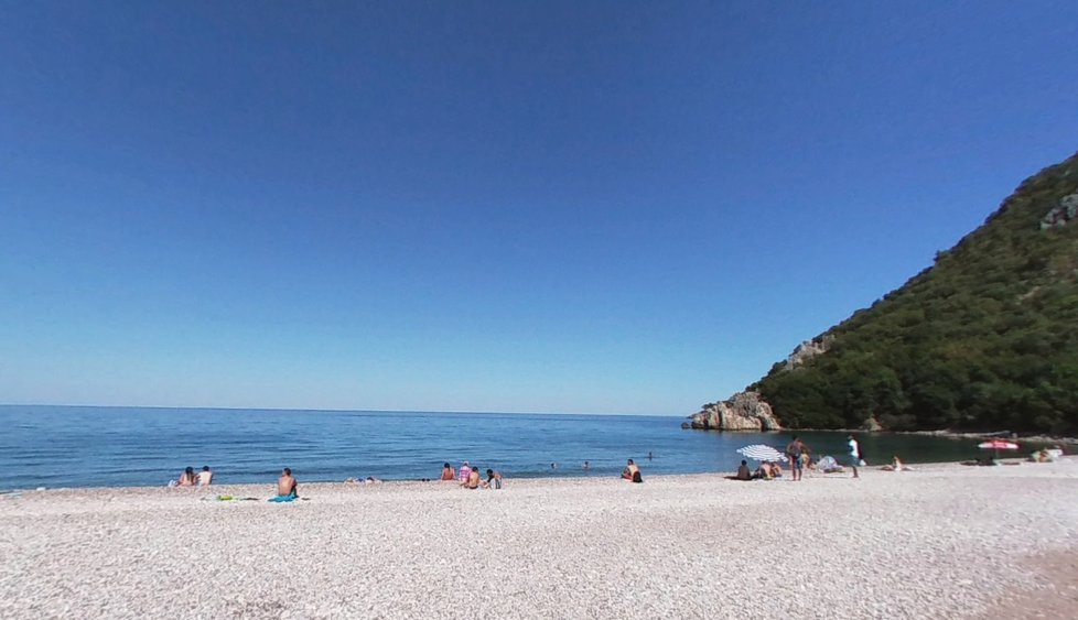 Idylické letovisko Olimpos v turecké provincii Antalya ohrožuje požár.