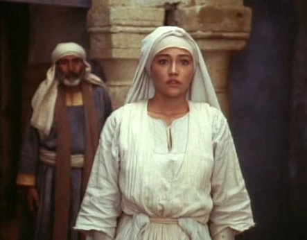 Olivia Hussey ve filmu Ježíš Nazaretský