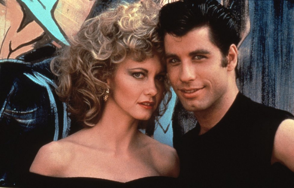 Olivia Newton-John a John Travolta v Pomádě